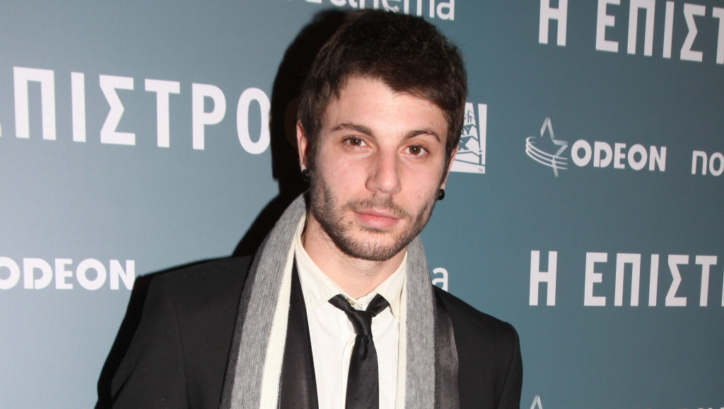 Πάρης Σκαρτσολιάς – Γνωστός ηθοποιός δεν τον ήθελε στο θέατρο επειδή δεν έχει τελειώσει σχολή