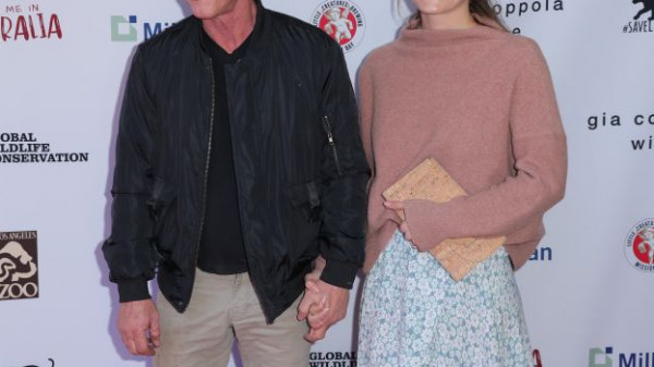 «Βόμβα» στο Χόλιγουντ – Γνωστό ζευγάρι χώρισε έναν χρόνο μετά το γάμο του