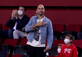 Ολυμπιακός – Η αποθέωση του Βασίλη Σπανούλη στο ΣΕΦ