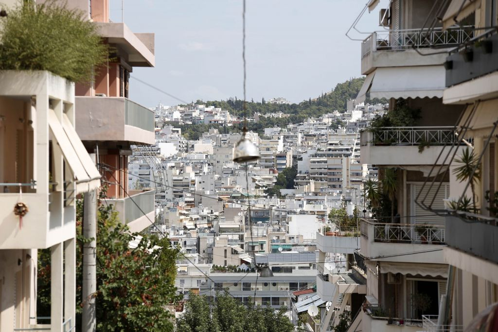 Housing prices in Greece up, following global trend