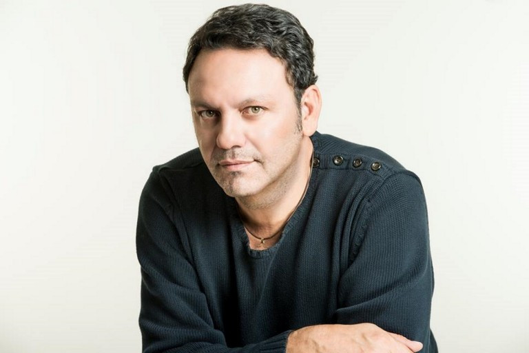 Στάθης Αγγελόπουλος – «Φοβήθηκα για τη ζωή μου με τον κοροναϊό – Βγήκα από τη ΜΕΘ 11 κιλά λιγότερο»