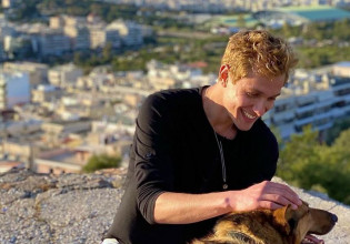 Έντουαρντ Στεργίου – Ο «ξανθός άγγελος» δεν είναι πια εργένης