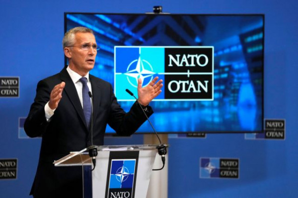 Στόλτενμπεργκ – Η διένεξη ΗΠΑ και Γαλλίας δεν πρέπει να προκαλέσει ρήγμα στο ΝΑΤΟ – Τι είπε για τις απελάσεις Ρώσων