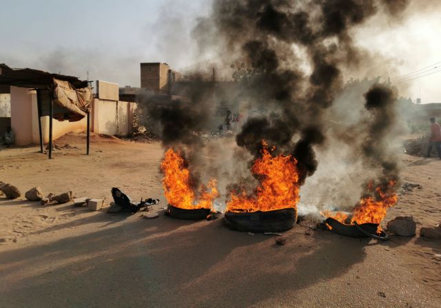 Σουδάν - Ο στρατηγός Μπουρχάν λέει ότι έκανε το πραξικόπημα για να αποτρέψει εμφύλιο πόλεμο
