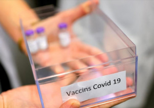 Κοροναϊός – Ανήλικος ένας στους τέσσερις ασθενείς – «Όπλο» για κάθε οικογένεια ο εμβολιασμός