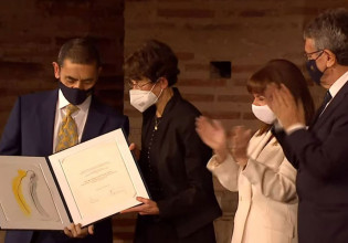 Κοροναϊός – Μετά την άνοιξη του 2022 η επιστροφή στην κανονικότητα, λένε οι επιστήμονες που ανέπτυξαν πρώτοι το εμβόλιο