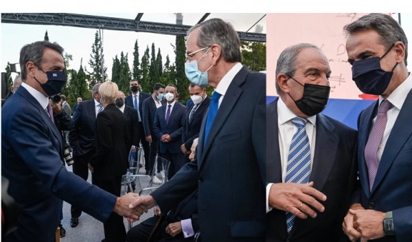 47 χρόνια ΝΔ – Η χειραψία Μητσοτάκη-Σαμαρά και το τετ α τετ του πρωθυπουργού με τον Κώστα Καραμανλή