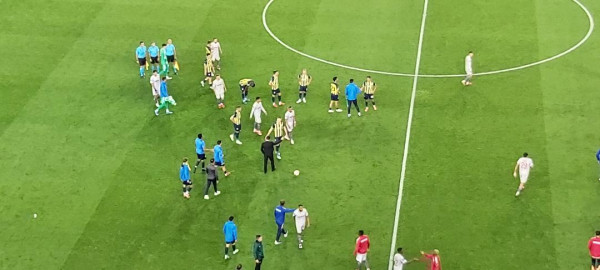 Τουρκία – Μια βραδιά στην κόλαση του «Σουκρού Σαράτσογλου»