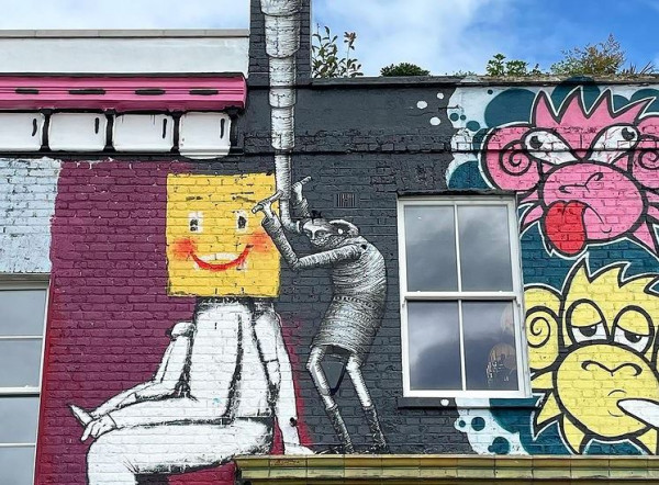 Απόκοσμοι χαρακτήρες από κόμικ ξεπετάγονται στους δρόμους της Ευρώπης