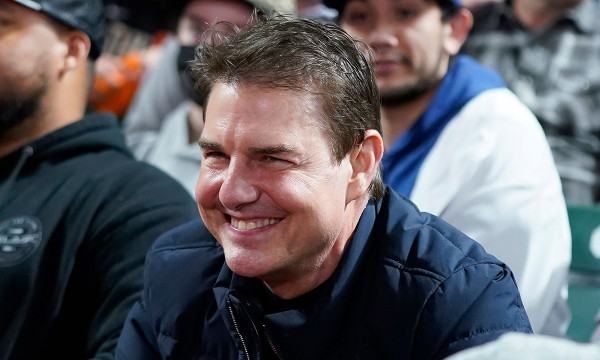 Τομ Κρουζ, γιατί φούσκωσαν απότομα τα μάγουλά σου;