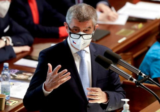 Εκλογές στην Τσεχία – Ο δισεκατομμυριούχος λαϊκιστής πρωθυπουργός Αντρέι Μπάμπις, φαβορί παρά τα Pandora Papers