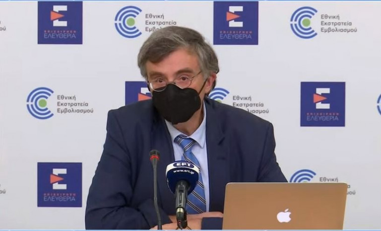 Tσιόδρας – Με τον εμβολιασμό έχουμε αποφύγει 8.400 θανάτους και 5.560 νοσηλείες σε ΜΕΘ