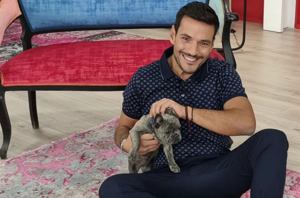 Κώστας Τσουρός – Ξαφνικά ανακαλύπτουμε ότι είναι ανήθικο το παιχνίδι της ζωντανής συνέντευξης και της σιωπής