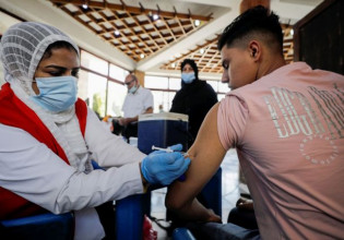 Αίγυπτος – Οι μη εμβολιασμένοι δημόσιοι υπάλληλοι δεν θα λαμβάνουν τους μισθούς τους