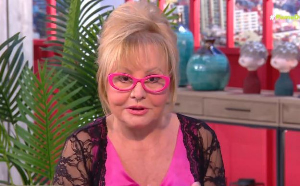 Βίκυ Παγιατάκη – «Γιατί τα πενηντάευρα δεν είναι… πετσετάκια»