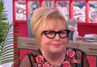 Βίκυ Παγιατάκη – Ποιο ζώδιο δεν πρέπει να αφήσει τις… χειρολαβές