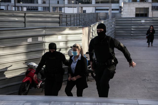 Επίθεση με βιτριόλι – «H Έφη είναι ένοχη γιατί ερωτεύτηκε… »