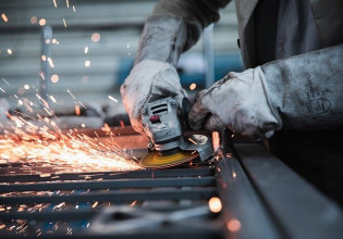 ΓΣΕΕ – Ποιο είναι το ωρομίσθιο που δικαιούστε – Υπολογίστε διαδικτυακά μέσω νέας εφαρμογής