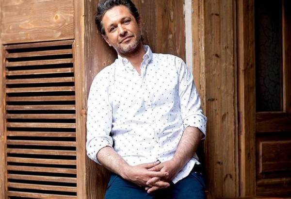 «Ντροπή τους» – Ο Αιμίλιος Χειλάκης κατακεραυνώνει τους θύτες σεξουαλικών εγκλημάτων