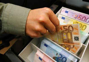 Ελαστικότερα κριτήρια για τον τραπεζικό δανεισμό ζητούν οι επιχειρήσεις