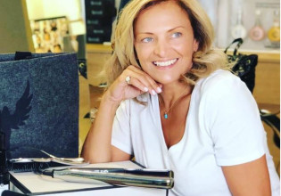 Χριστίνα Λαμπίρη – Δείτε πώς ήταν η παρουσιάστρια πριν τις πλαστικές