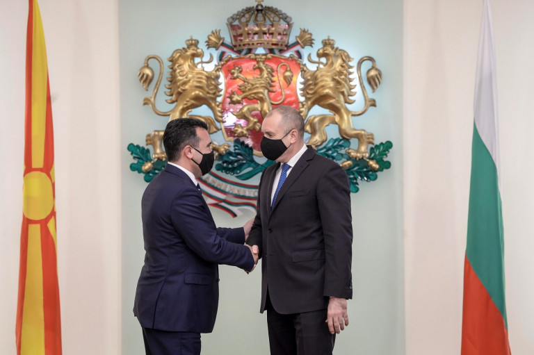 Μέρκελ – Κοινή συνάντηση με Ζάεφ, Ράντεφ και Μακρόν για το βουλγαρικό βέτο