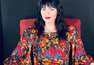 Η κόρη της Ζενεβιέβ Μαζαρί βαδίζει στα χνάρια της μαμάς της – Δείτε τι εννοούμε