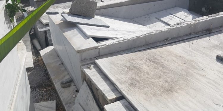 Σεισμός στην Κρήτη - Άνοιξαν τάφοι από το χτύπημα του Εγκέλαδου