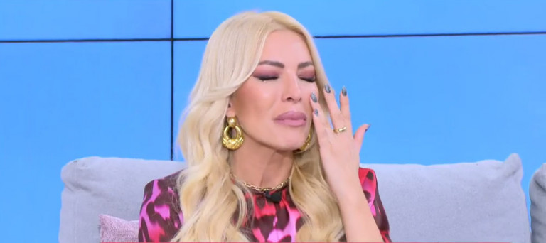 Κατερίνα Καινούργιου – «Λύγισε» ακούγοντας την ιστορία της Μαρίας Μπάρκουλη και το άγριο μπούλινγκ του γιου της