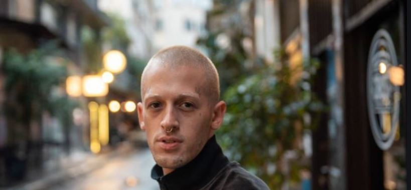 Αμετανόητος και προκλητικός ο Τάσος Ξιαρχό – «Η χοντρή Δανάη Μπάρκα είναι παρουσιάστρια»