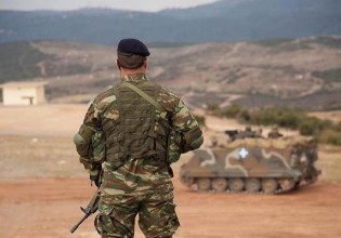 Μυστήριο με έλληνα στρατιωτικό που έκανε λαθρεμπόριο όπλων – 100 δέματα στις ΗΠΑ