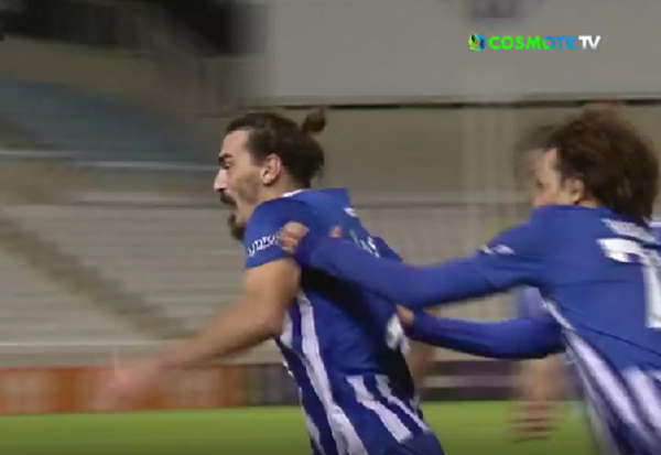 Απίθανο γκολ από τη σέντρα ο Χριστοδουλόπουλος