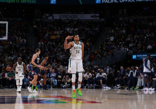 Η εμφάνιση του Αντετοκούνμπο απέναντι στους Νάγκετς