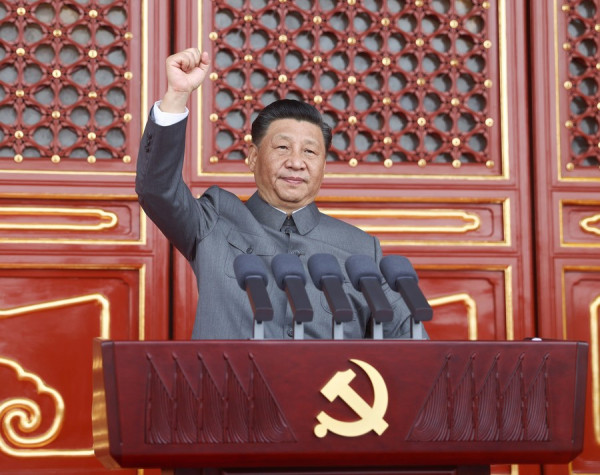 Κίνα – O Σι Τζινπίνγκ ξαναγράφει την ιστορία του Κομμουνιστικού Κόμματος και βάζει τον εαυτό του στο κέντρο της