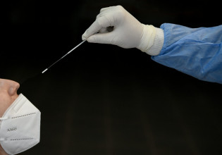 Βόλος – Σουβλατζίδικο δίνει δώρο… rapid test με παραγγελία άνω των 20 ευρώ