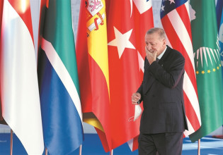 Τουρκία – Παραπαίουν Ερντογάν και ΑΚP 19 χρόνια μετά τον θρίαμβο