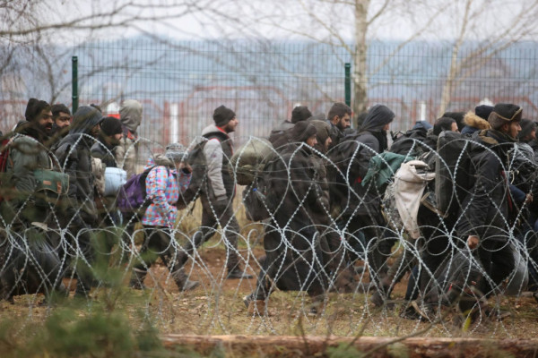 Λευκορωσία – 200 μετανάστες προσπάθησαν να περάσουν τα σύνορα με την Πολωνία