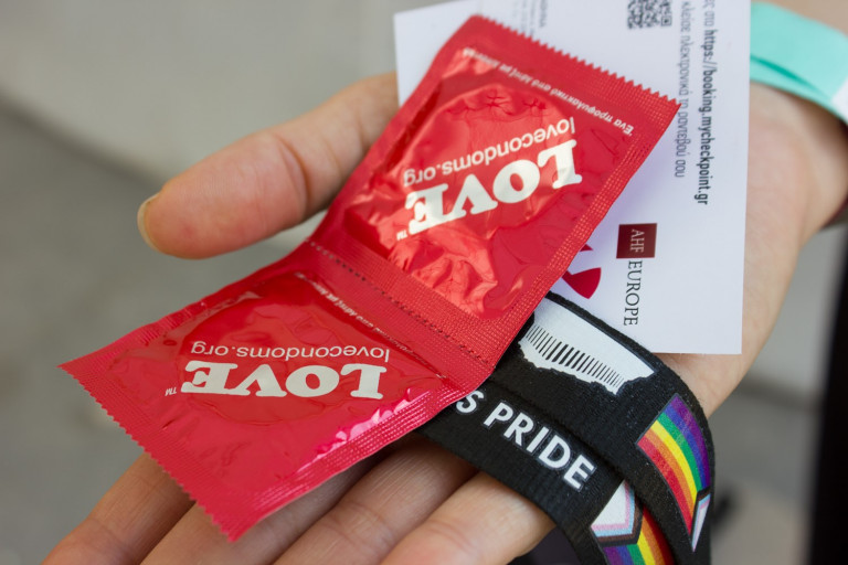 Παγκόσμια Ημέρα AIDS – Δυο οροθετικοί εξηγούν στο in.gr τι σημαίνει να ζεις με τον HIV