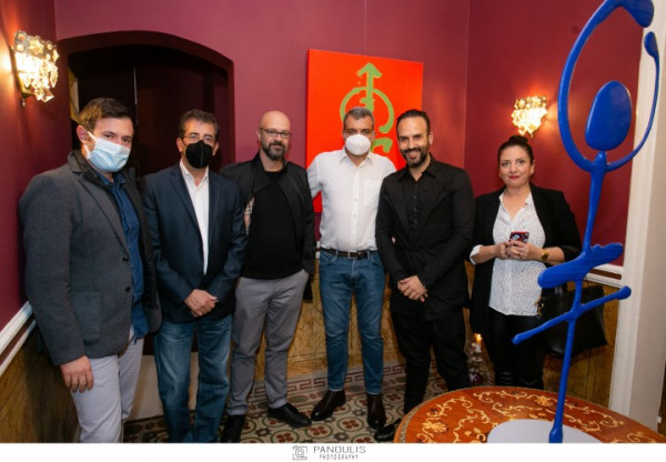 3D έργα τέχνης στον Πειραιά στην έκθεση ζωγραφικής του Γιάννη Απέργη