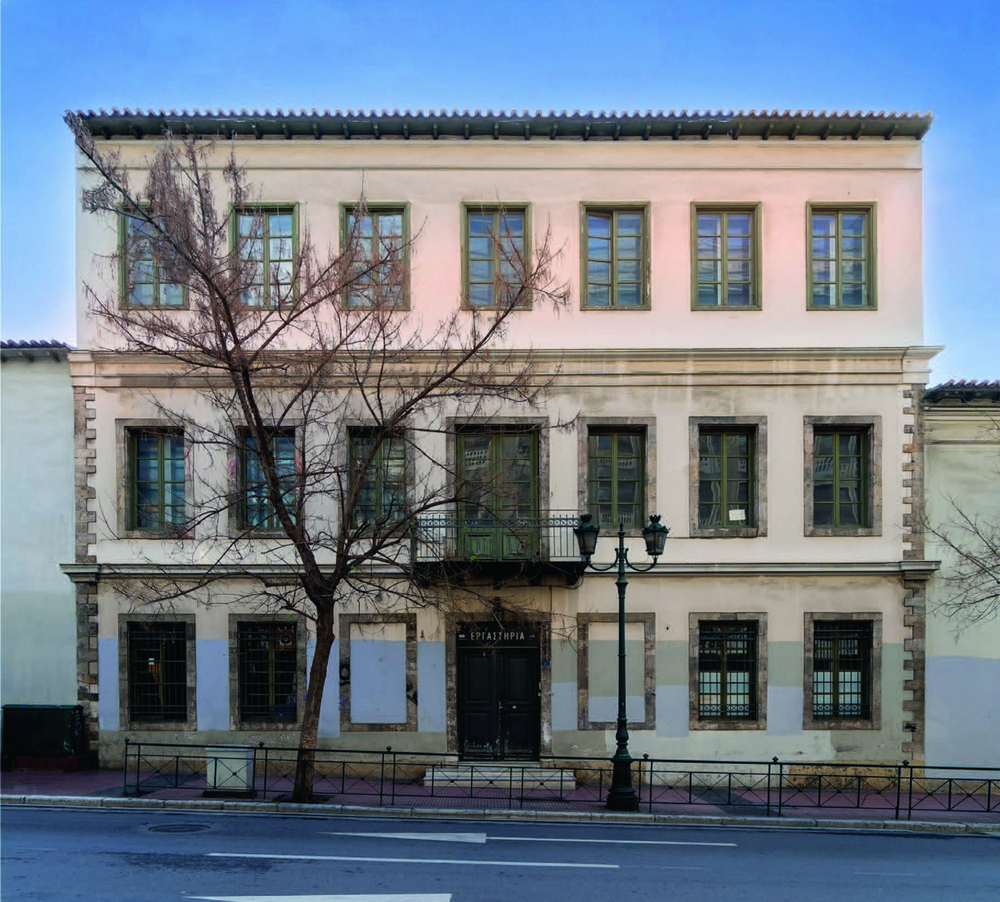 «Αθήνα 200 χρόνια, 200 κτίρια»: ο κτιριακός πλούτος της πόλης σε ένα λεύκωμα