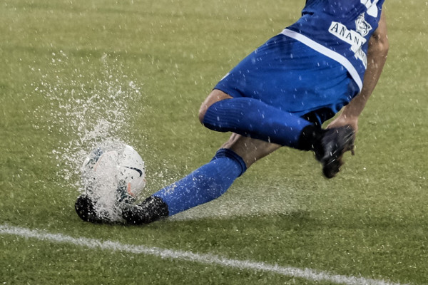 Απίστευτο κι όμως ελληνικό – Η Καβάλα θα κατέβει στην Super League 2 με μπασκετομπολίστες και μποξέρ!