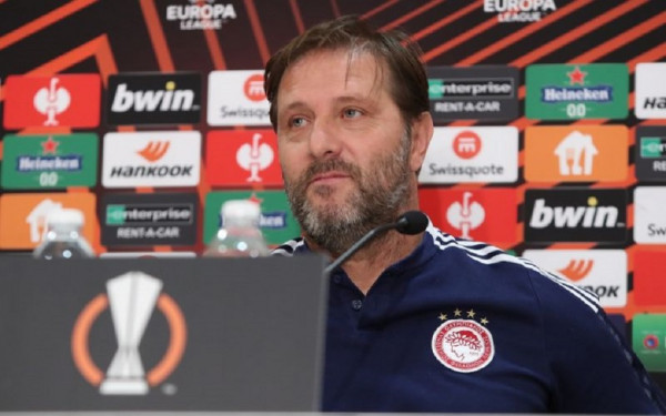 Live – Η συνέντευξη Τύπου του Μαρτίνς ενόψει Φενέρμπαχτσε