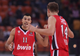 Το «Εδώ είναι Πειραιάς» ξανά στην κορυφή των charts