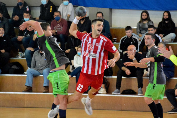 Νίκη του Ολυμπιακού στο Άργος (31-24)