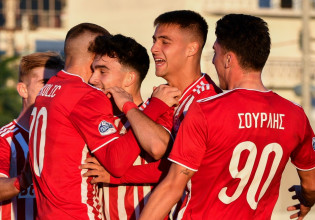 Για το 3/3 στη Λάρισα ο Ολυμπιακός Β’ – Με στόχο την πρώτη νίκη ο ΠΑΟΚ Β’