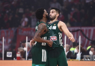 Απίστευτο – Δεκάλεπτο με 33 πράσινους πόντους, με 7 τρίποντα και χωρίς… τάιμ άουτ