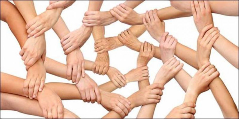 Να βάλουμε όλες και όλοι πλάτη για να αντιμετωπίσουμε την πανδημία