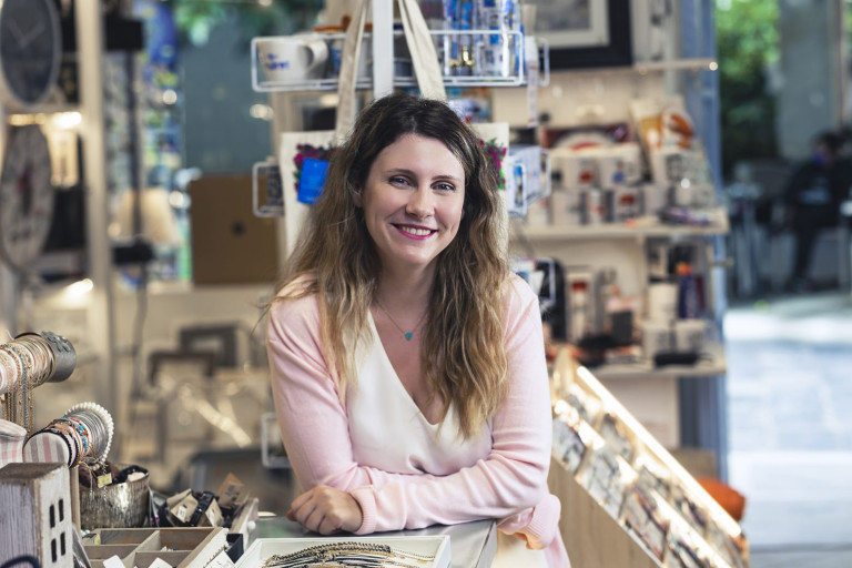  «Notifications που σε πληρώνουν» – Πώς τρεις ελληνικές επιχειρήσεις κατέκτησαν το ηλεκτρονικό εμπόριο