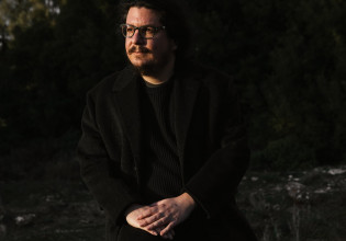 Ο Αλέξανδρος Εμμανουηλίδης live στον Σταυρό του Νότου Club