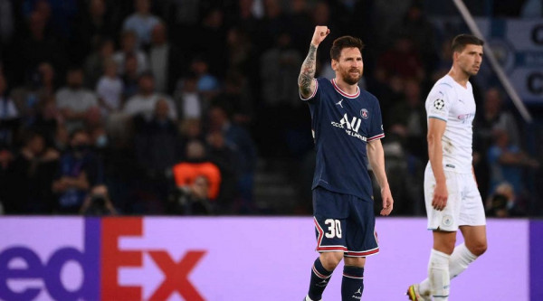 Σίτι – Παρί : Οι ενδεκάδες της «τιτανομαχίας»